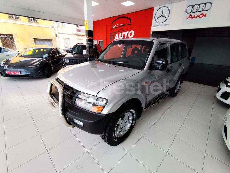 MITSUBISHI Montero 3.2 DID GLX