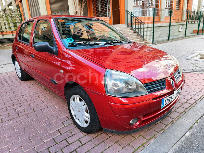 RENAULT Clio Confort Expression 1.2 16v