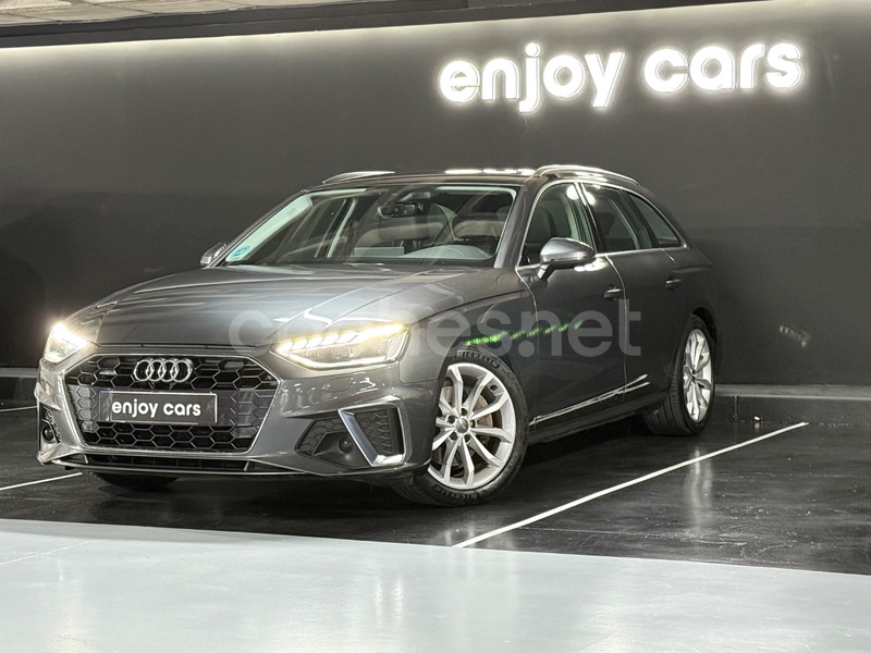 AUDI A4 Avant S line 40 TDI quattro S tron