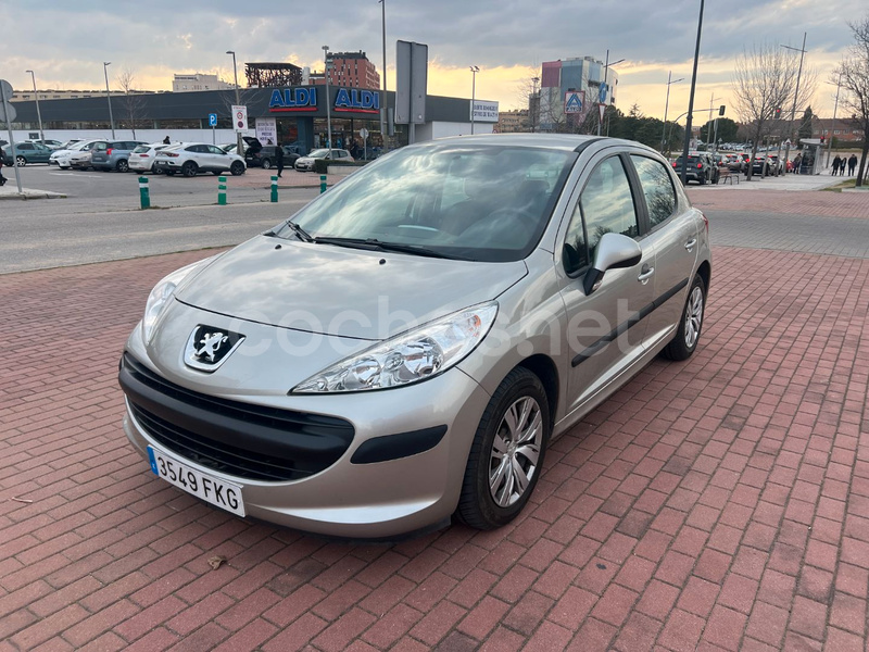 PEUGEOT 207 1.4 16v XS