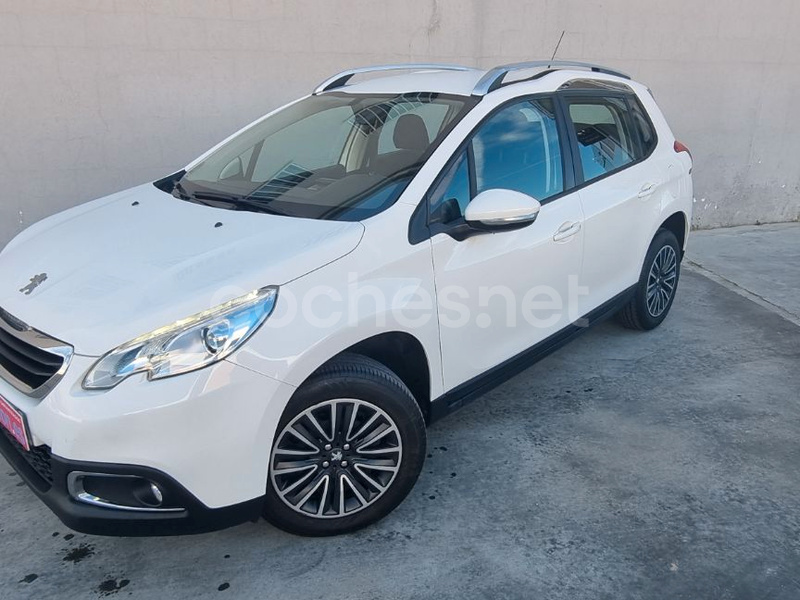 PEUGEOT 2008 Active 1.2 VTi 82