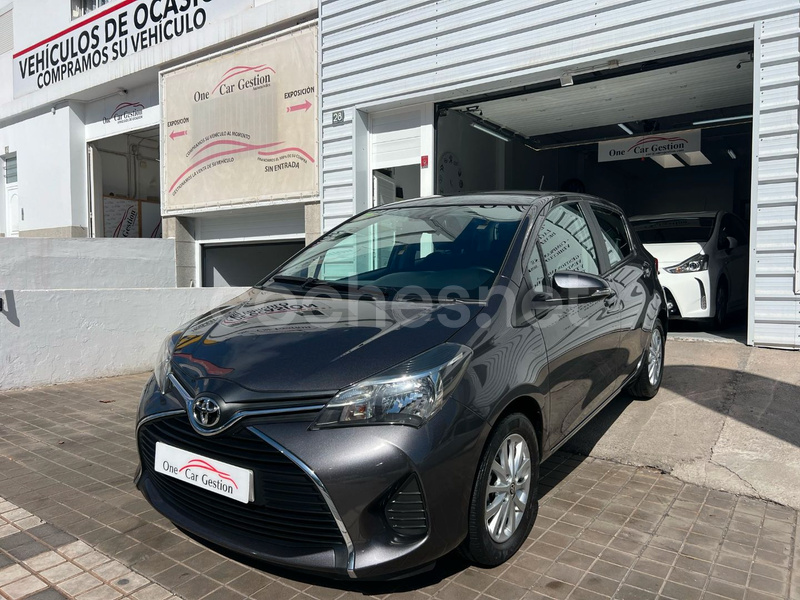 TOYOTA Yaris 100 Active