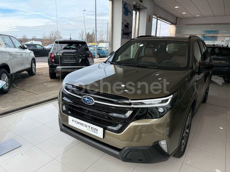 SUBARU Forester 2.0i Hybrid CVT Executive Plus