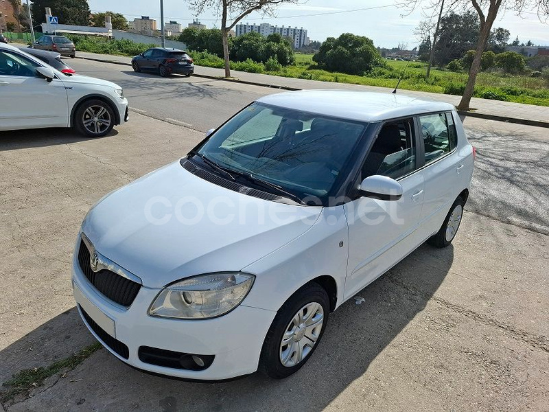 SKODA Fabia 1.2 Young