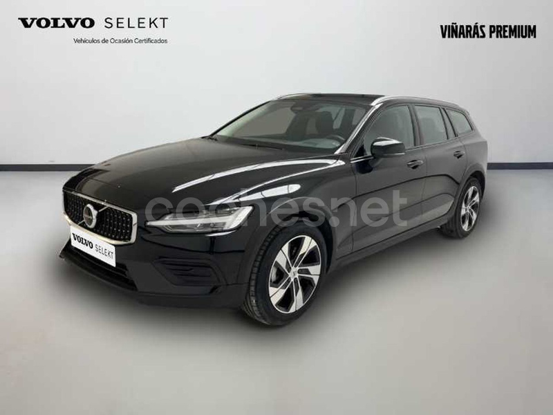 VOLVO V60 Cross Country 2.0 B4 D AWD Cross Country Core Auto