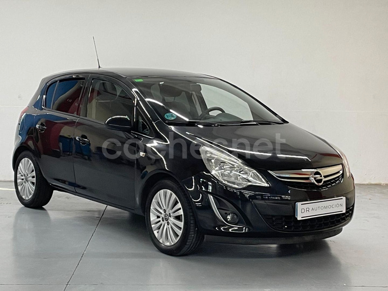 OPEL Corsa 1.2 Selective Easytronic