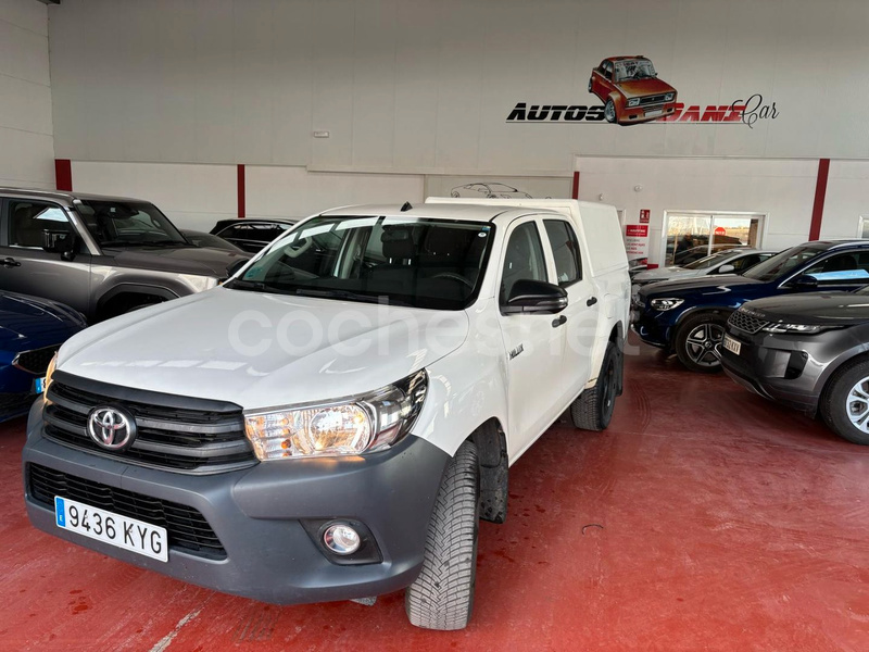 TOYOTA Hilux 2.4 D4D Cabina Doble GX