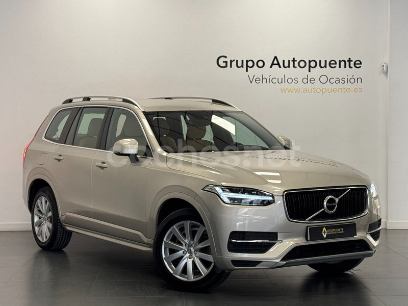 VOLVO XC90 2.0 D5 AWD Momentum Auto