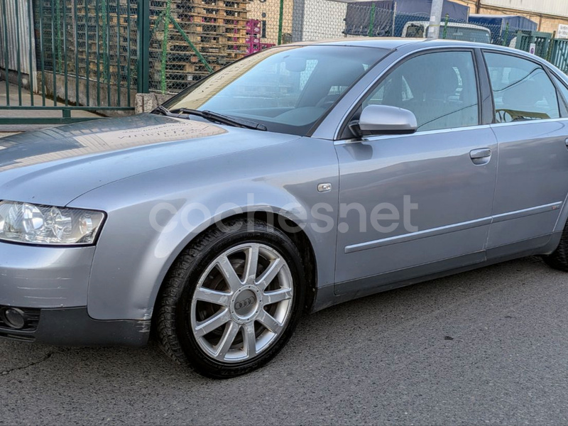 AUDI A4 2.5 TDI multitronic sport edition