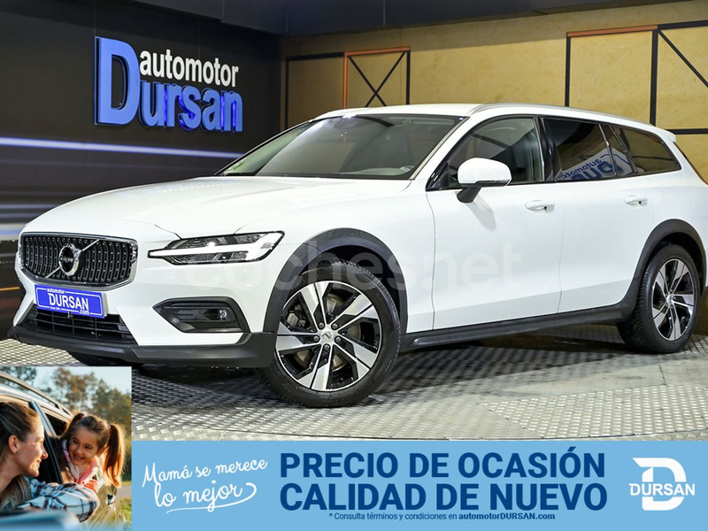 VOLVO V60 Cross Country 2.0 D4 AUTO PRO