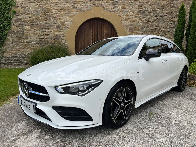 MERCEDES-BENZ CLA CLA 200 D DCT Shooting Brake