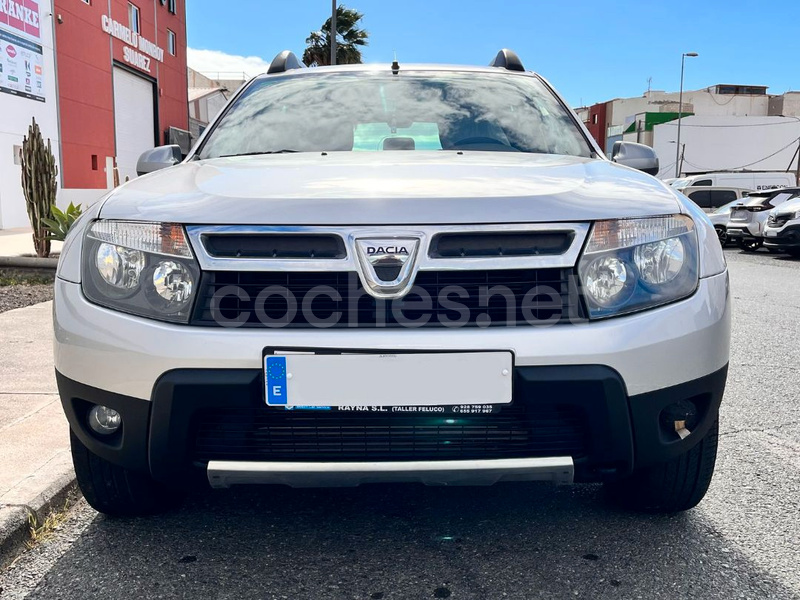 DACIA Duster Laureate 2013 dCi 110