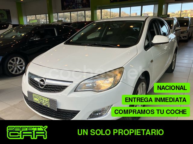 OPEL Astra 1.7 CDTi 110 CV Selective