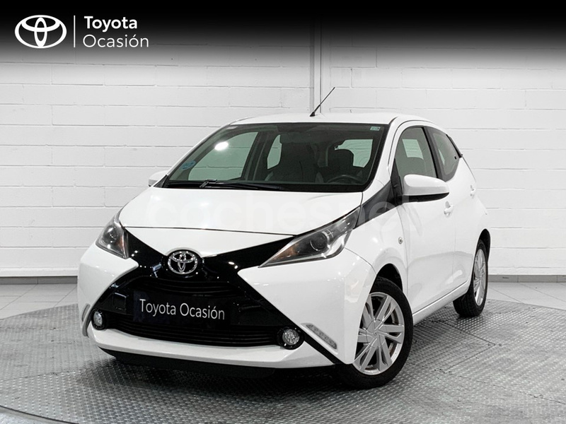 TOYOTA Aygo 1.0 70 xplay