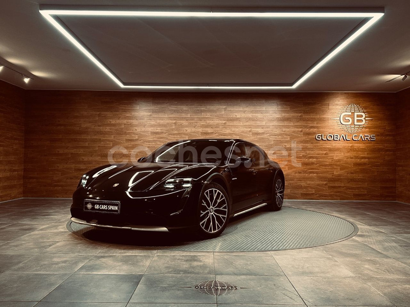 PORSCHE Taycan 4 Cross Turismo