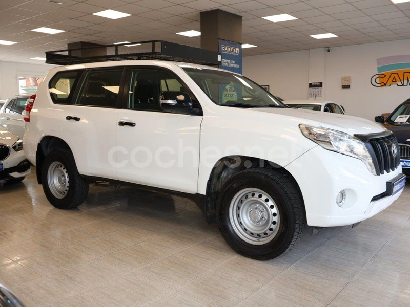 TOYOTA Land Cruiser 2.8 D4D GX