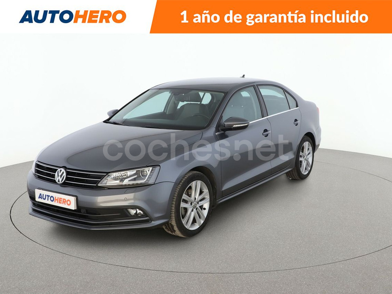 VOLKSWAGEN Jetta Sport 2.0 TDI BMT DSG