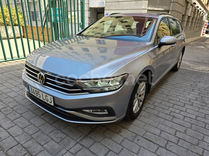 VOLKSWAGEN Passat Variant 1.6 TDI DSG