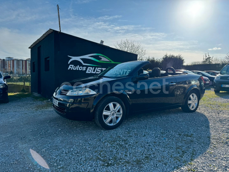 RENAULT Mégane COUPECABR. LUXE DYNAMIQUE 1.9DCI