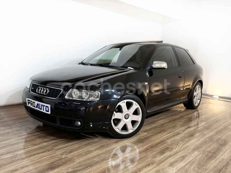 AUDI S3 1.8 T quattro