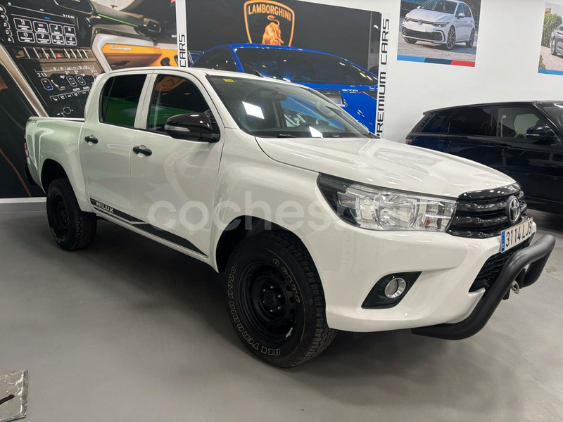 TOYOTA Hilux 2.4 D4D Cabina Doble GX