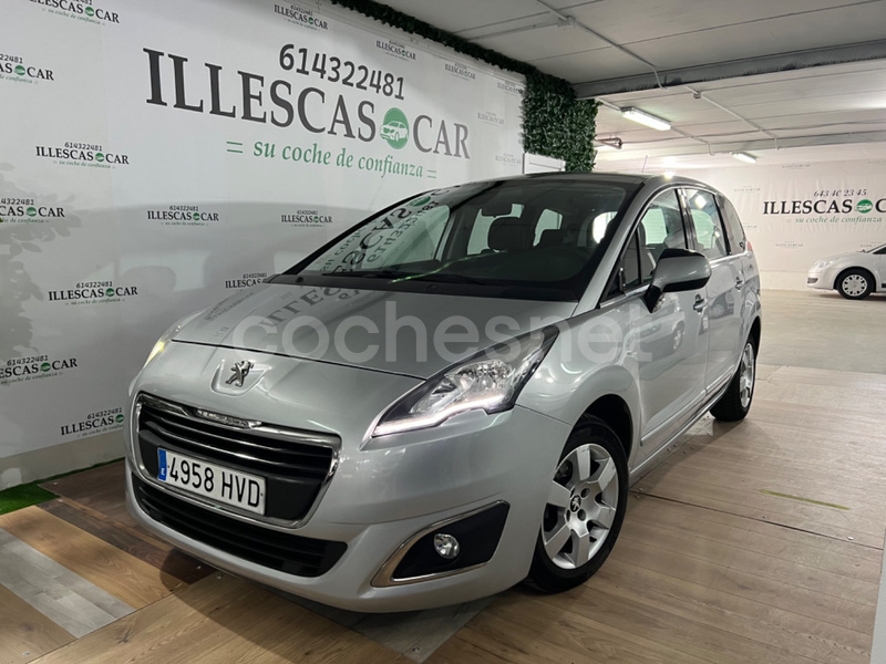 PEUGEOT 5008 Access 1.6 HDI 115 FAP