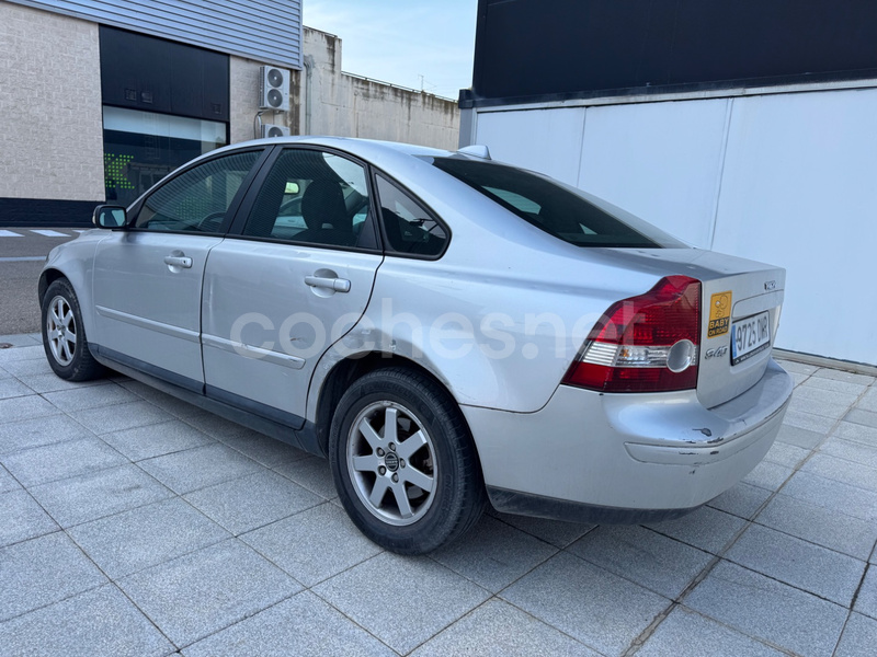 VOLVO S40 1.8 Momentum