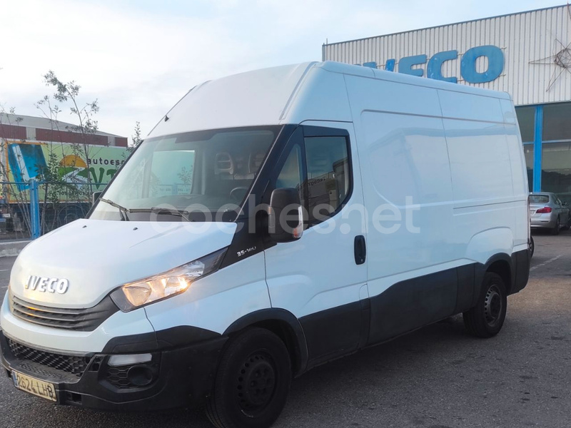 IVECO Daily 33S 14 3450