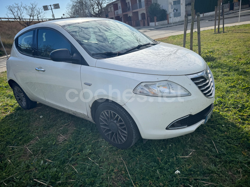 LANCIA Ypsilon 1.2 8v 69 cv StopStart Gold