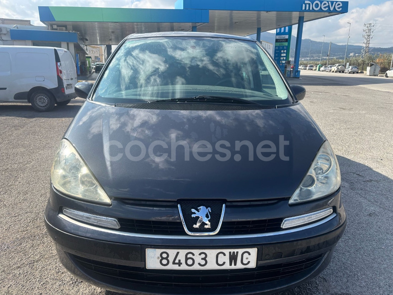 PEUGEOT 807 ST 2.2 HDI