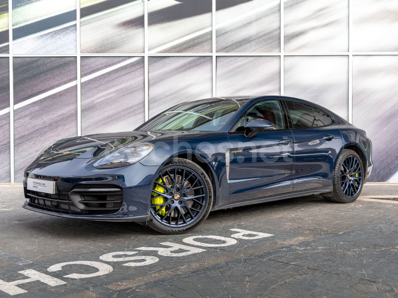 PORSCHE Panamera 4 EHybrid Platinum Edition