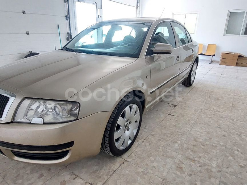 SKODA Superb 1.9 TDI PD Elegance 130 CV