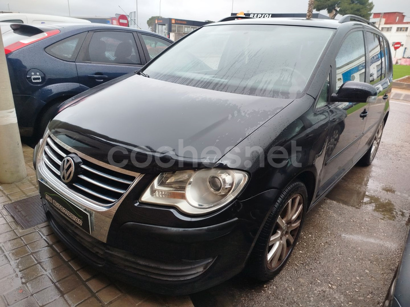 VOLKSWAGEN Touran 1.9 TDI Edition