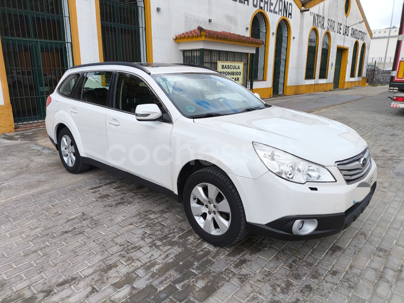 SUBARU Outback 2.5i Premium