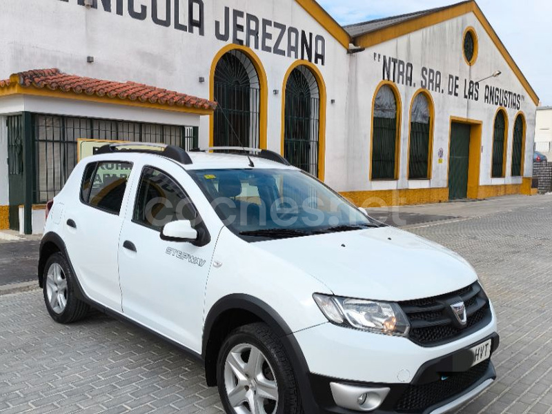 DACIA Sandero Stepway TCE 90