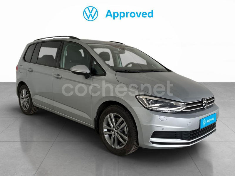 VOLKSWAGEN Touran Life 1.5 TSI DSG