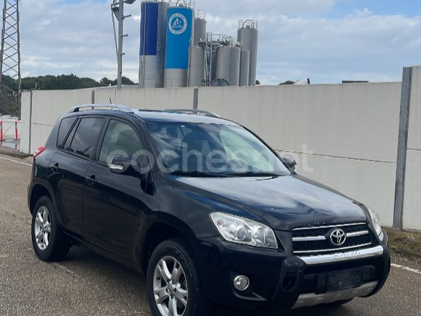 TOYOTA Rav4 2.2 D4D Executive 4x4