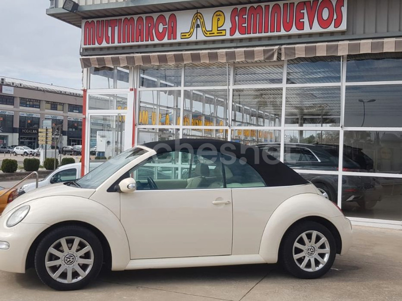 VOLKSWAGEN New Beetle 1.6 Cabriolet