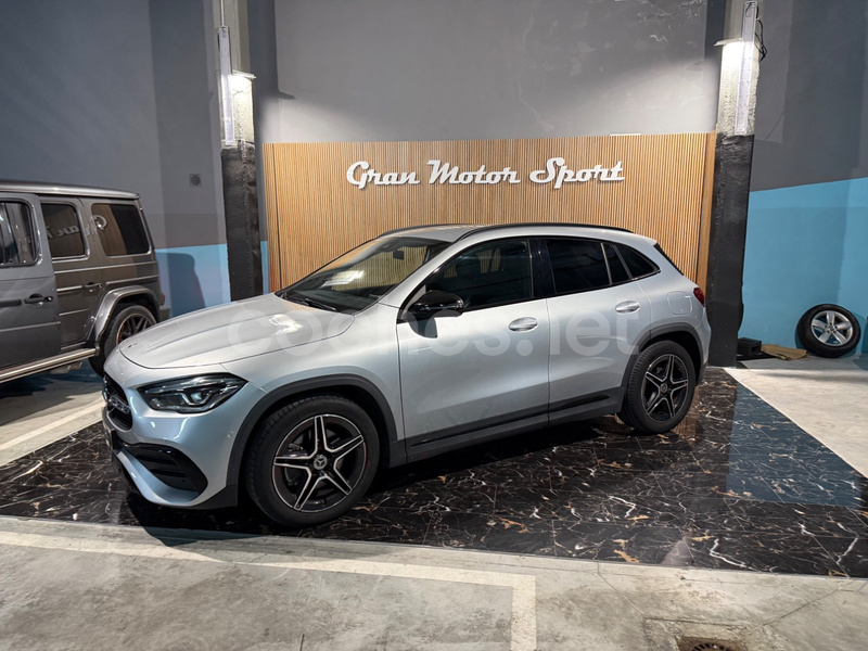 MERCEDES-BENZ GLA GLA 200 D 4MATIC