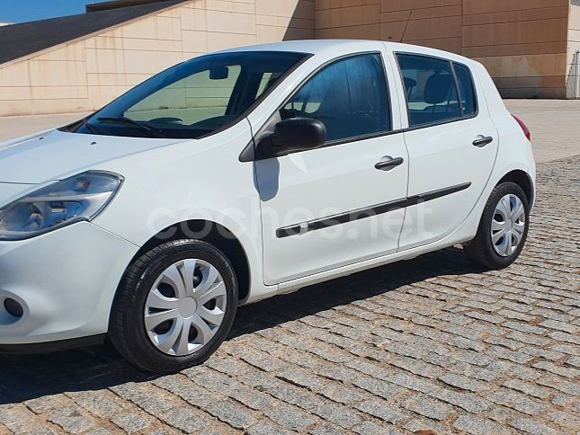 RENAULT Clio Business dCi 75 eco2