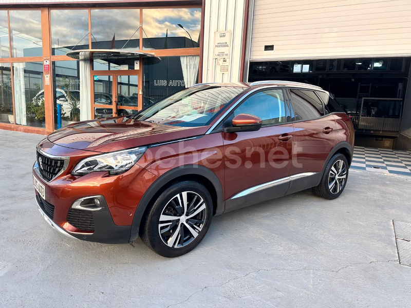 PEUGEOT 3008 1.5L BlueHDi SS Allure