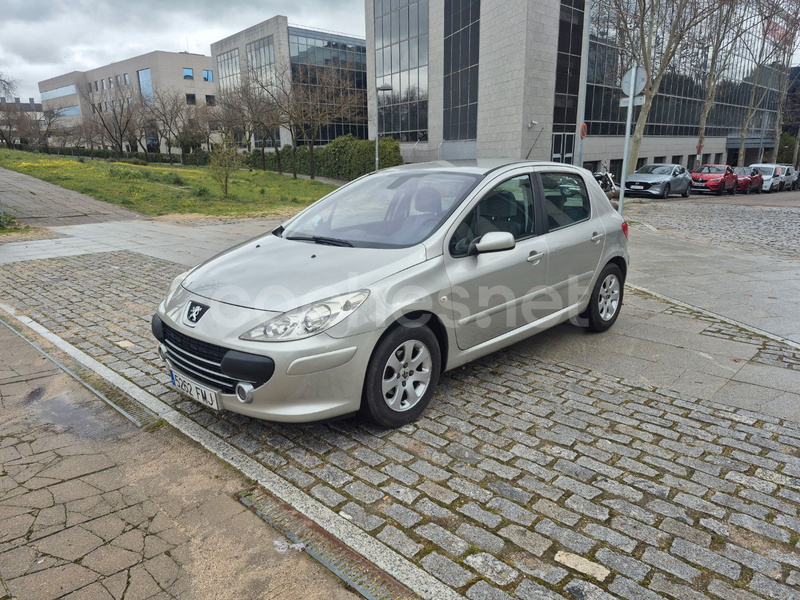 PEUGEOT 307 1.6 XT