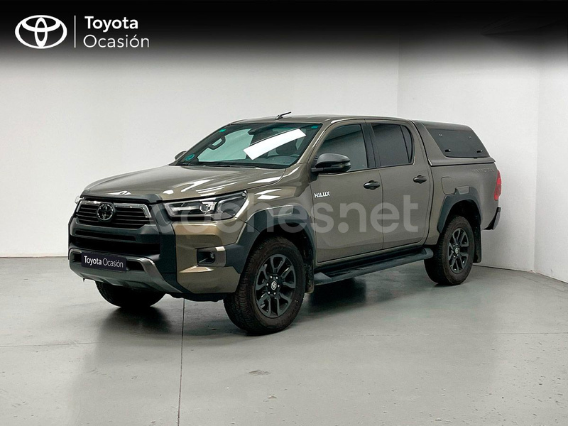 TOYOTA Hilux 2.8 D4D C. Doble Invincible AT