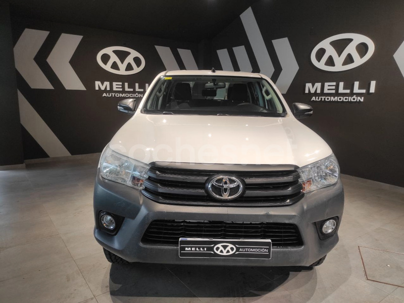 TOYOTA Hilux 2.4 D4D Cabina Doble GX