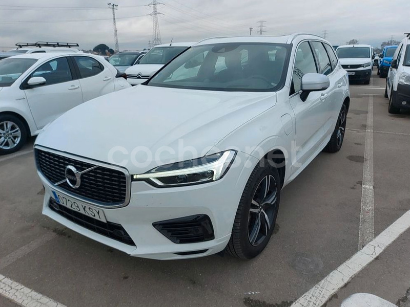 VOLVO XC60 2.0 T8 AWD RDesign Auto