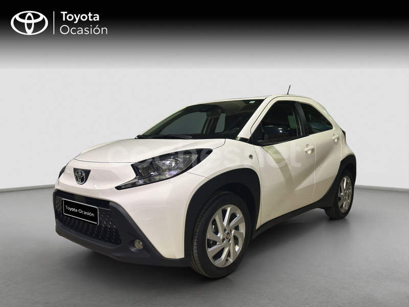 TOYOTA Aygo X Cross 1.0 VVTI Play