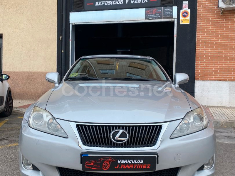 LEXUS IS 220d Luxury MY10