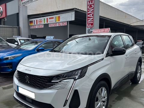 PEUGEOT 3008 1.5 BlueHDi SS Active Pack