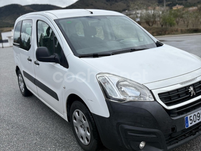 PEUGEOT Partner TEPEE Active 1.6 BlueHDi 100