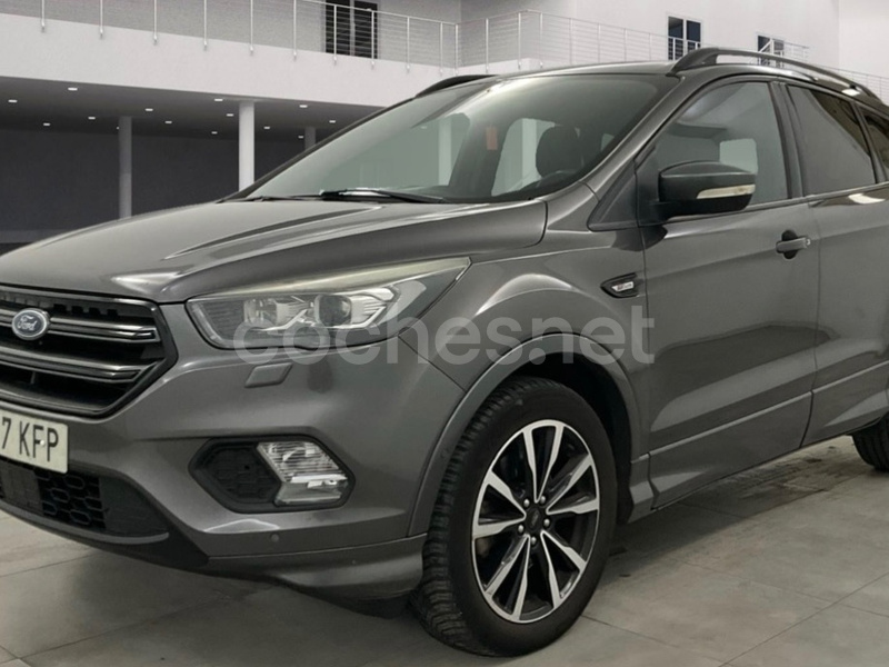 FORD Kuga 2.0 TDCi 4x2 STLine